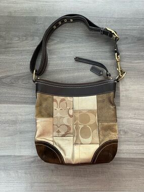 CCO PRICE DROP!! Vintage Coach F10387 Patchwork Hobo Bag Y2K